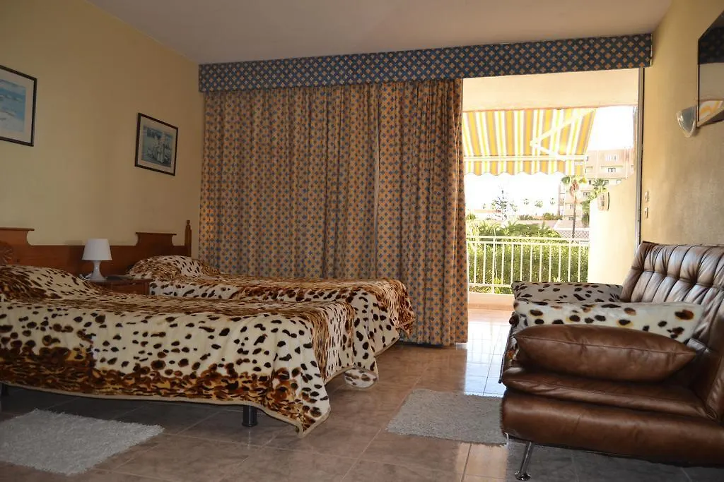 Apartamentos Paradero Playa de las Americas  2*, Playa de las Americas (Tenerife)
